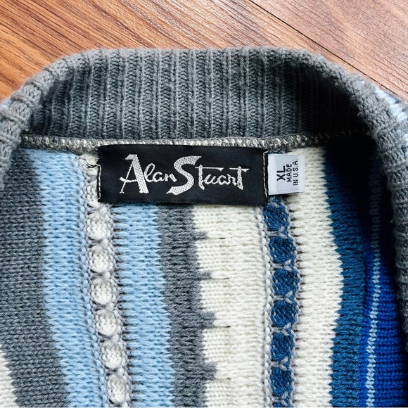 COOGI 90s Inspired Knit Cardigan Sweater - Picture 4 of 5